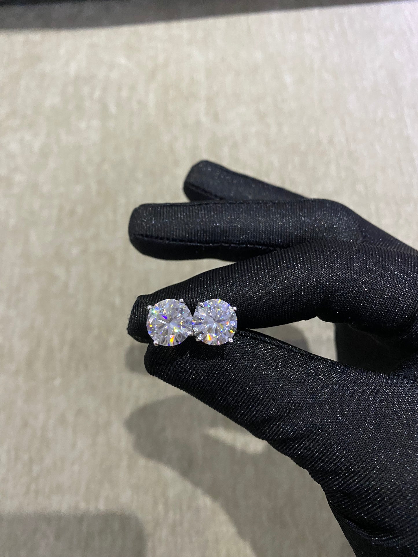 Round Jumbo 4Carats per ear VVS1 brilliant Moissanite earrings 925 silver