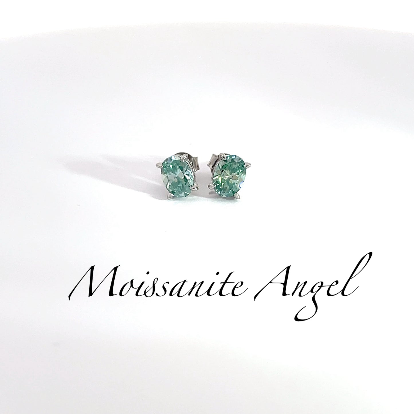 Green Oval moissanite earrings 2CTW