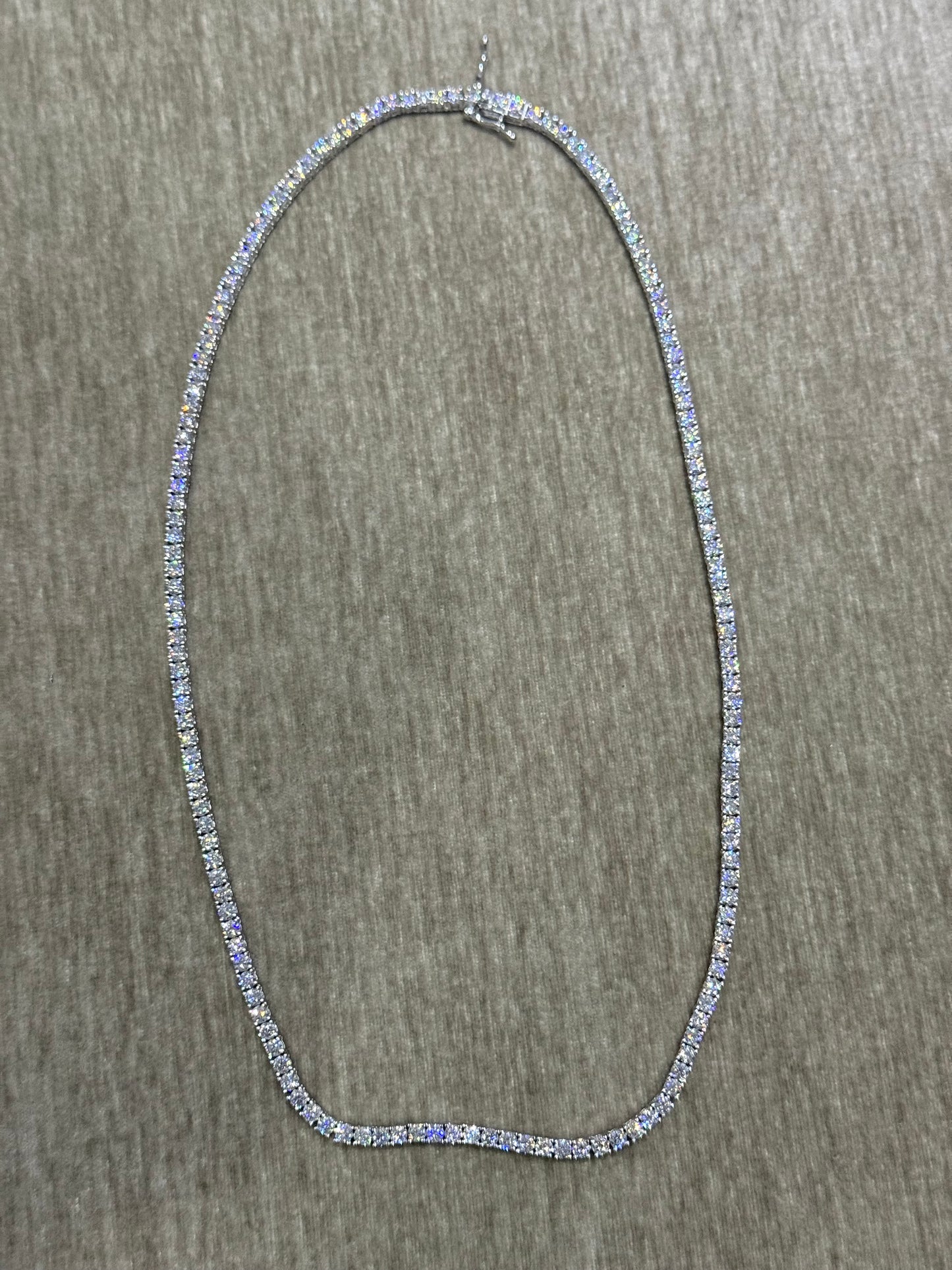 100 % Authentic 3mm Moissanite tennis chain 925 silver, diamond tester approved.
