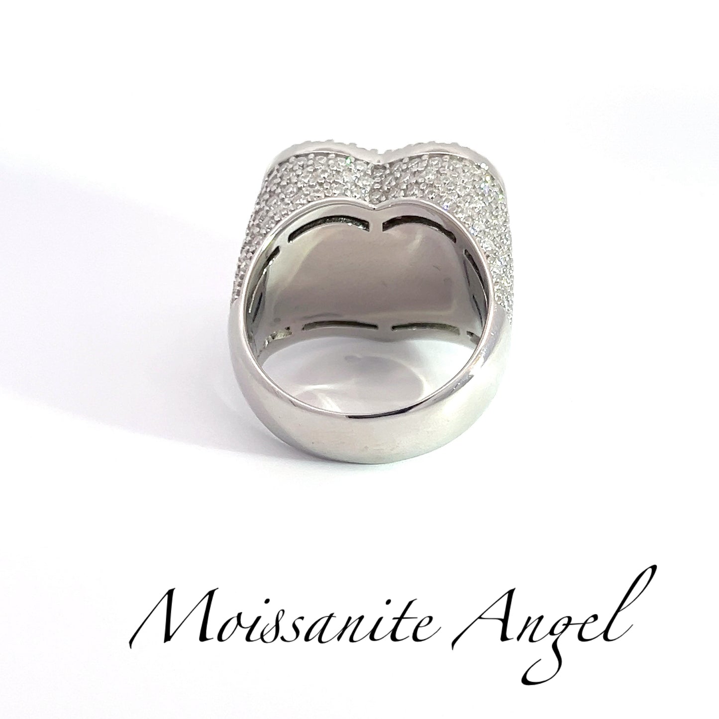 Moissanite fancy heart ring