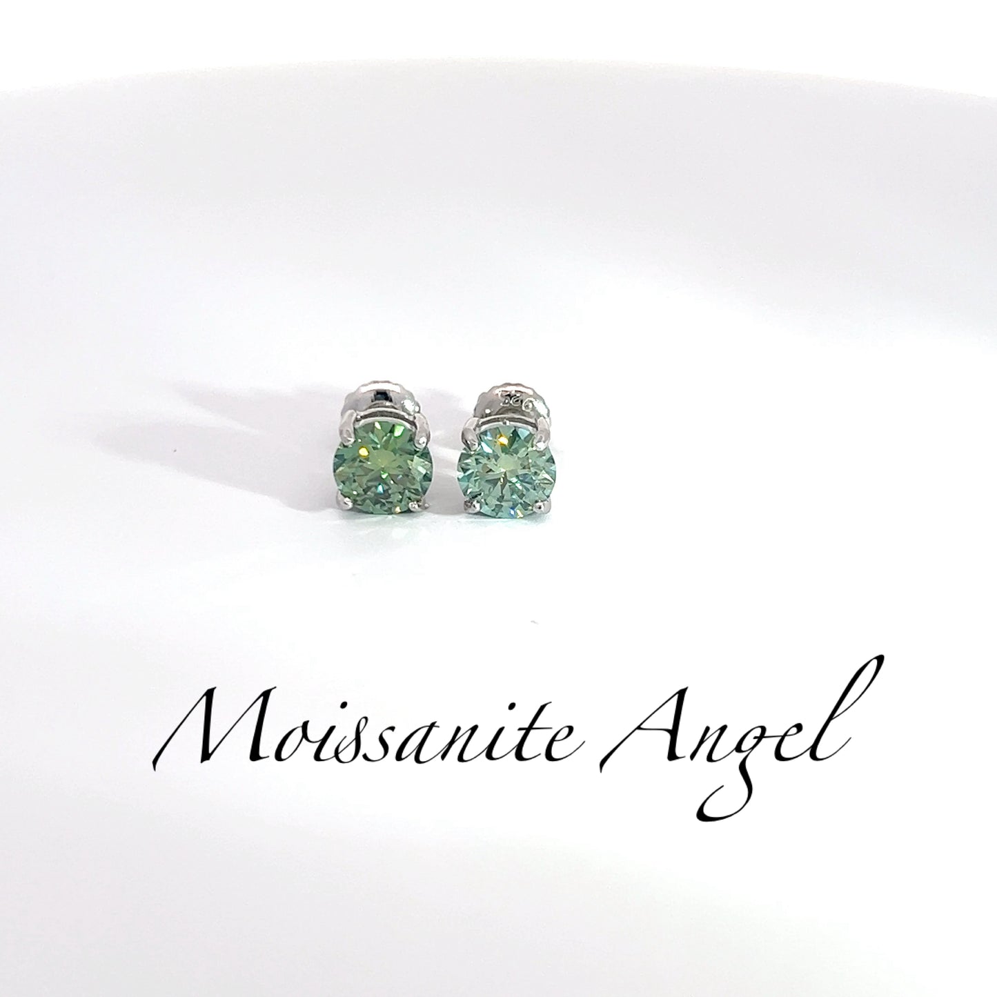 Green Moissanite round studs