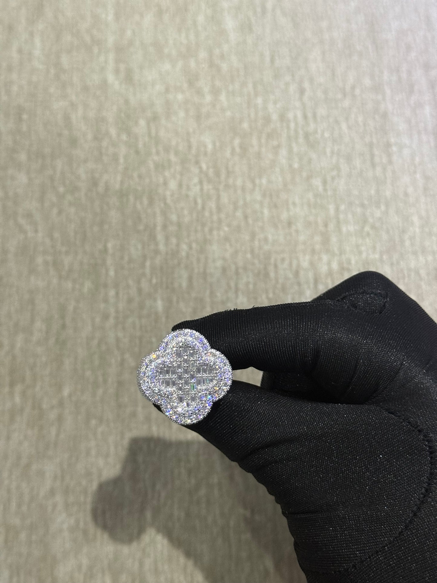 100 % Authentic Moissanite ring clover style 925 silver size 10