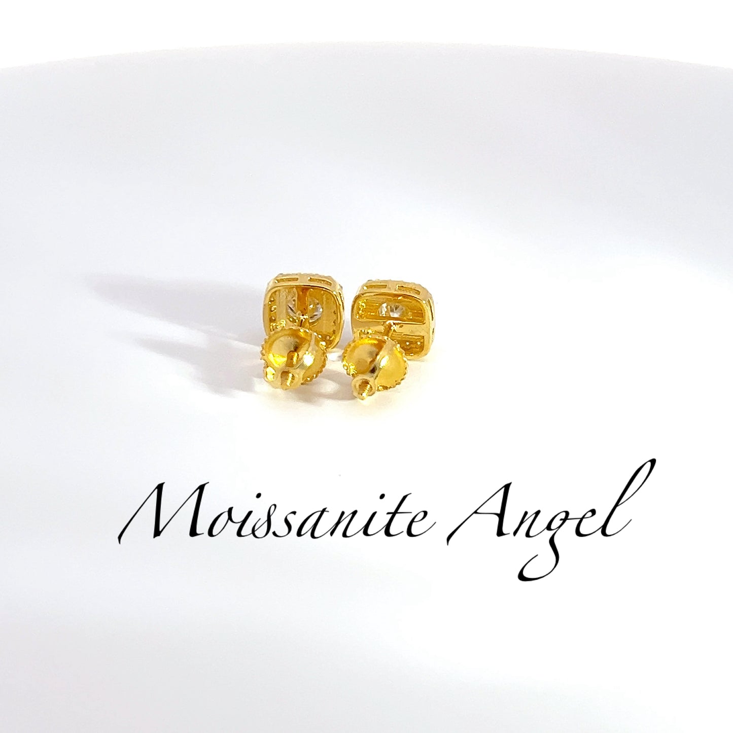 Stunning halo Moissanite stud earrings square brillant cut style 925 silver finished in yellow gold