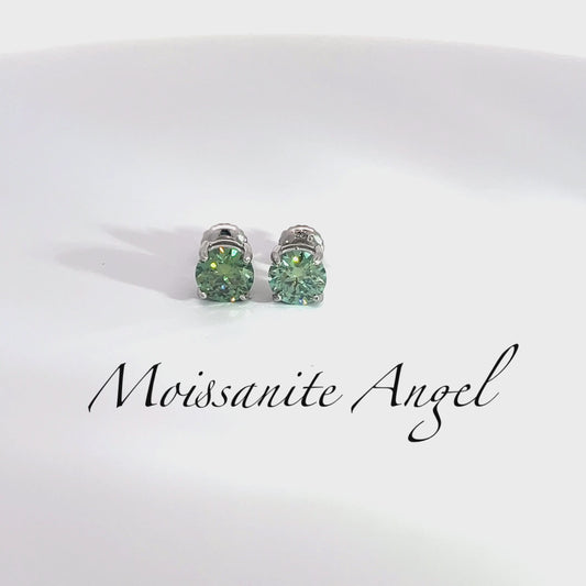 Green Moissanite round studs